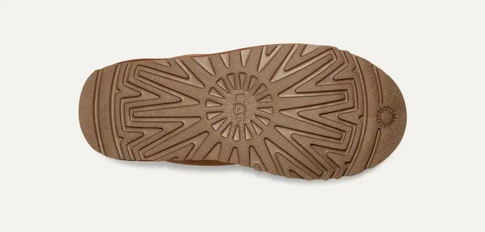 UGG Neumel para mujer en color castaño