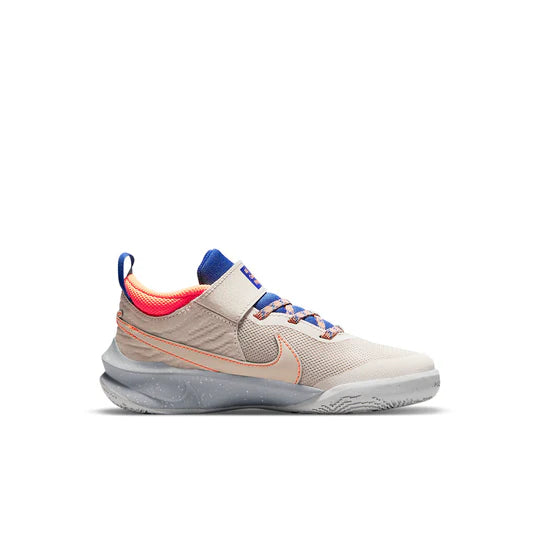 Nike Team Hustle D10 SE 'Arena del desierto' DD1882-001 