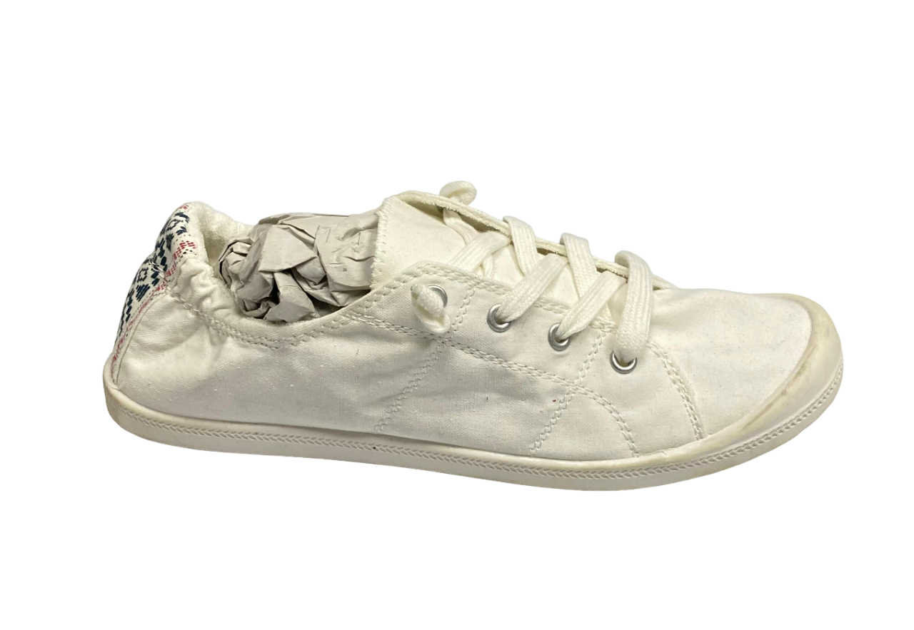 Zapatos casuales sin cordones blancos para mujer de MadLove