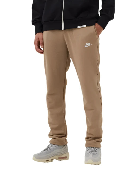 Sudadera con capucha Nike Sportswear Club Fleece BV2707-247 color caqui/caqui/blanco