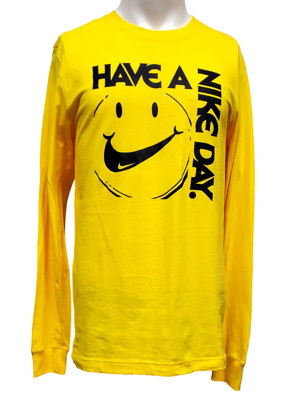 Nike Men's LS Yellow HAVE A NIKE DAY Shirt FN8569-749