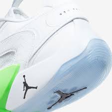 Jordan Luka 2 White/Black-Green Stroke DX8733 103