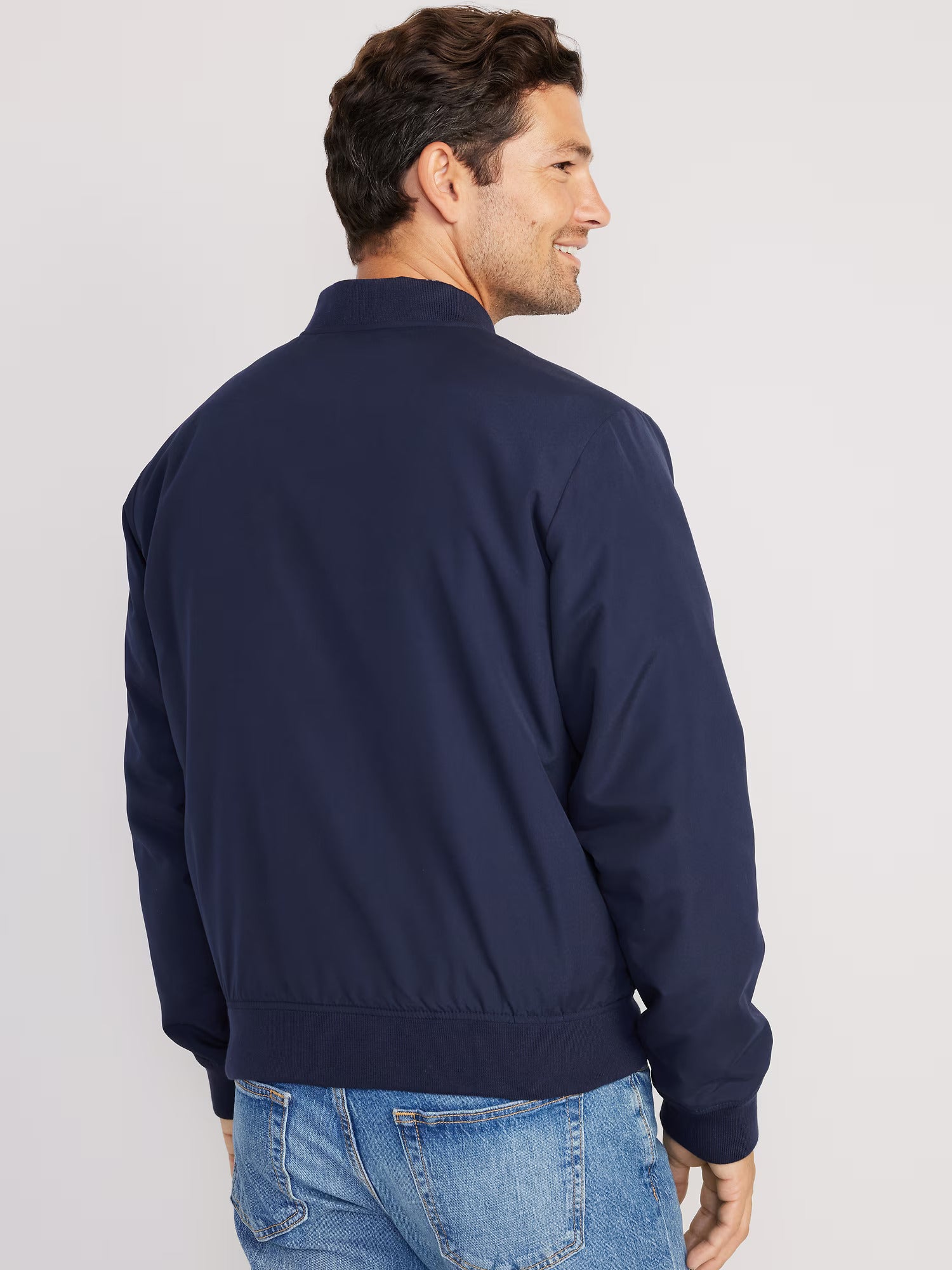 Chaqueta bomber con cremallera resistente al agua de Old Navy azul marino