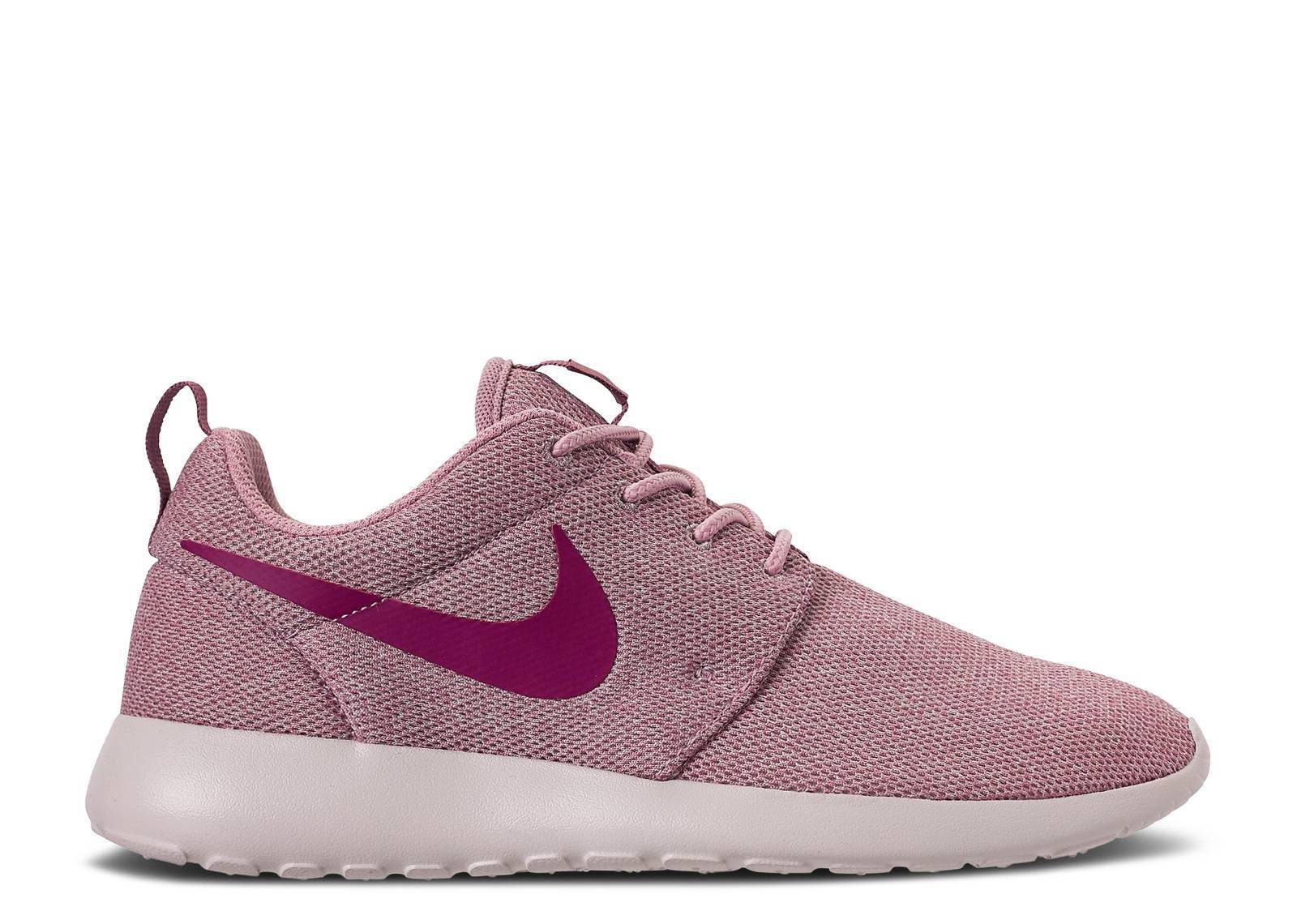 Nike Women's Roshe One 844994 501